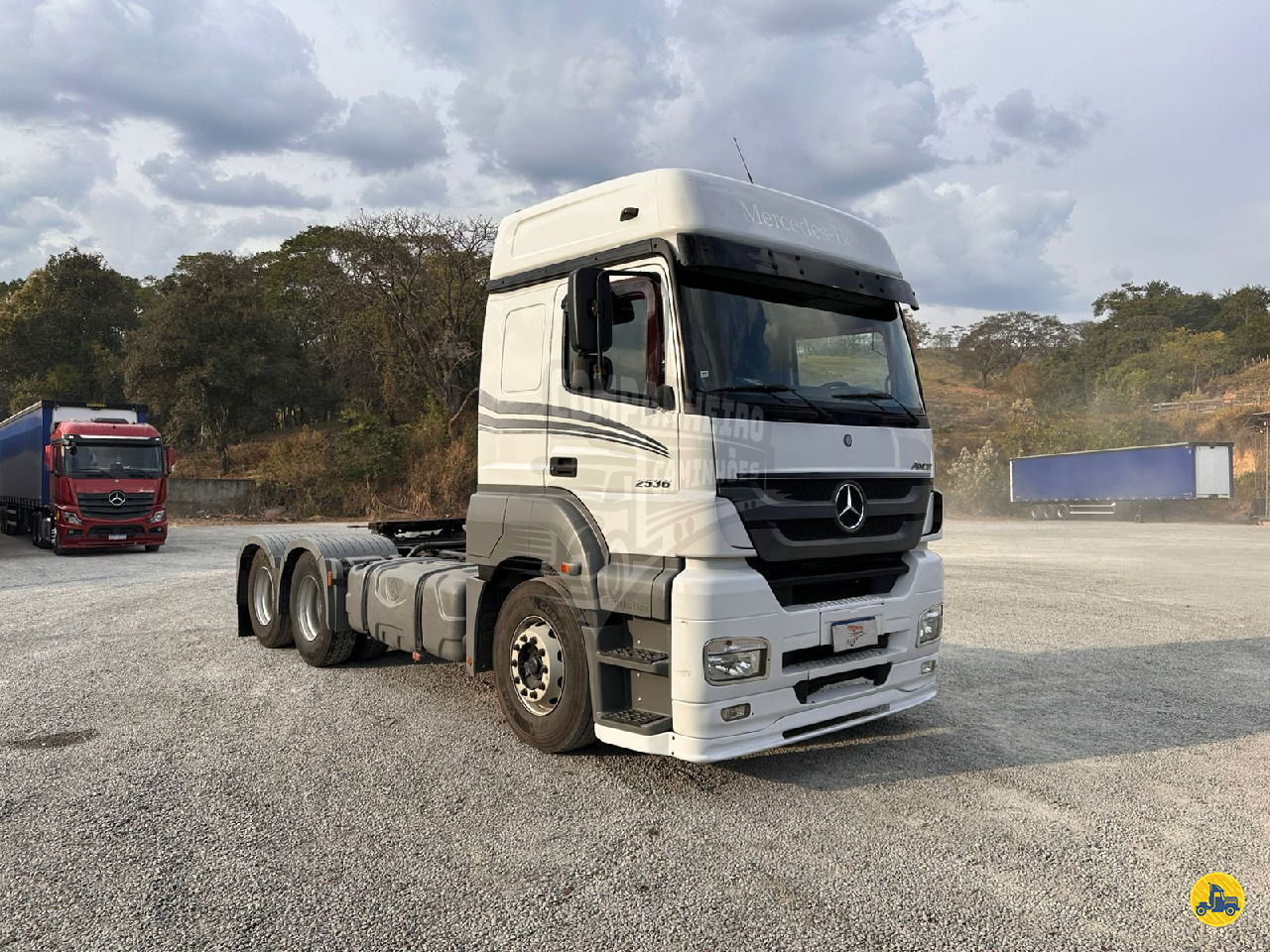 CAMINHAO MERCEDES-BENZ MB 2536 Cavalo Mecânico Cavalo 6x2 Companheiro Caminhões AMPARO SÃO PAULO SP